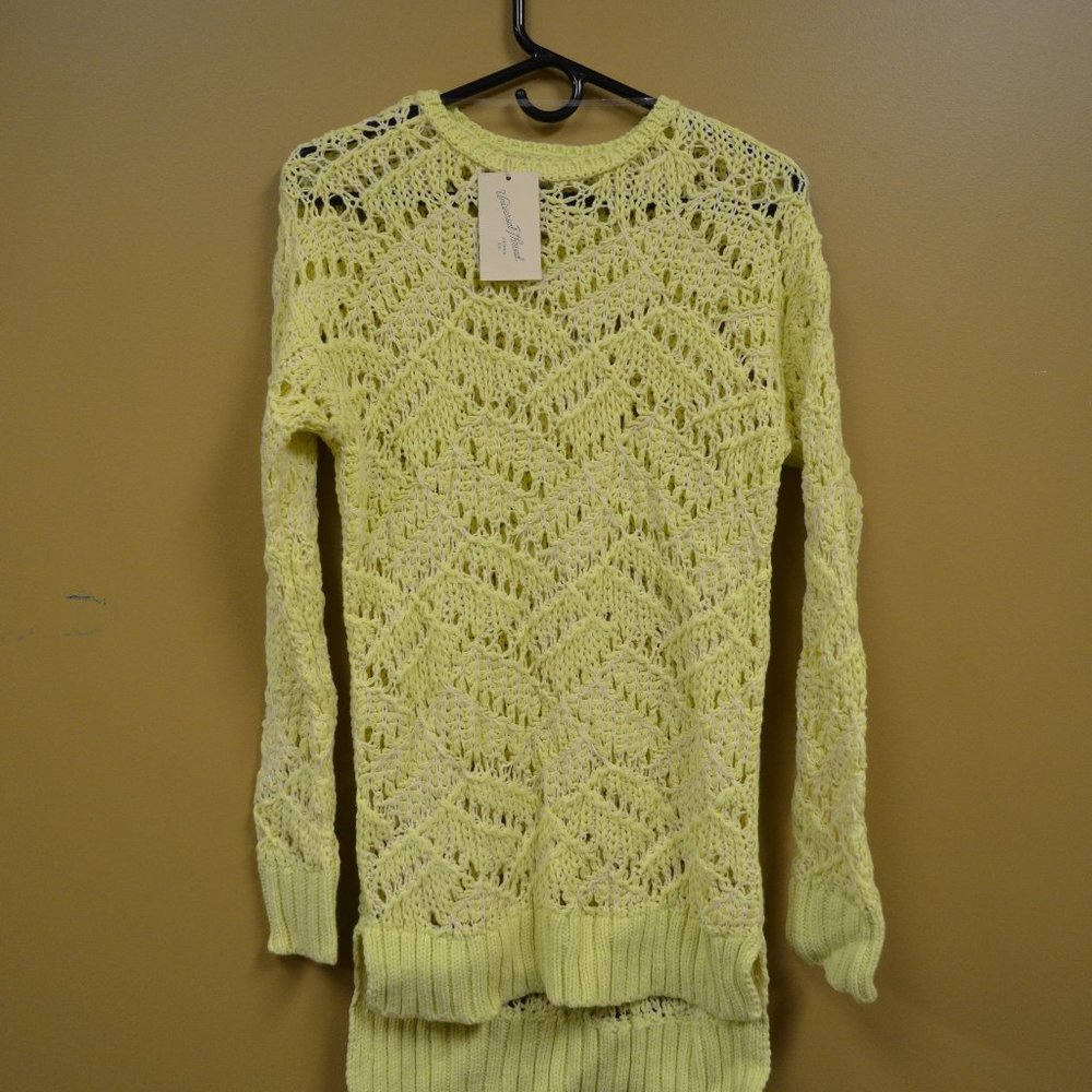 Universal Thread Women's Knitted Yellow Top